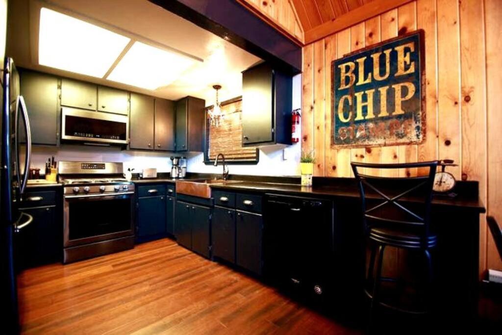 Glimmer Chalet Treetop A-Frame Cabin Lake View 箭头湖 外观 照片