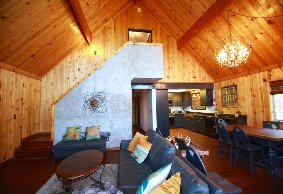 Glimmer Chalet Treetop A-Frame Cabin Lake View 箭头湖 外观 照片